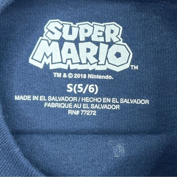 Nintendo Super Mario Christmas Star Pixel Graphic Tee Size Small 5/6 - Picture 4 of 6